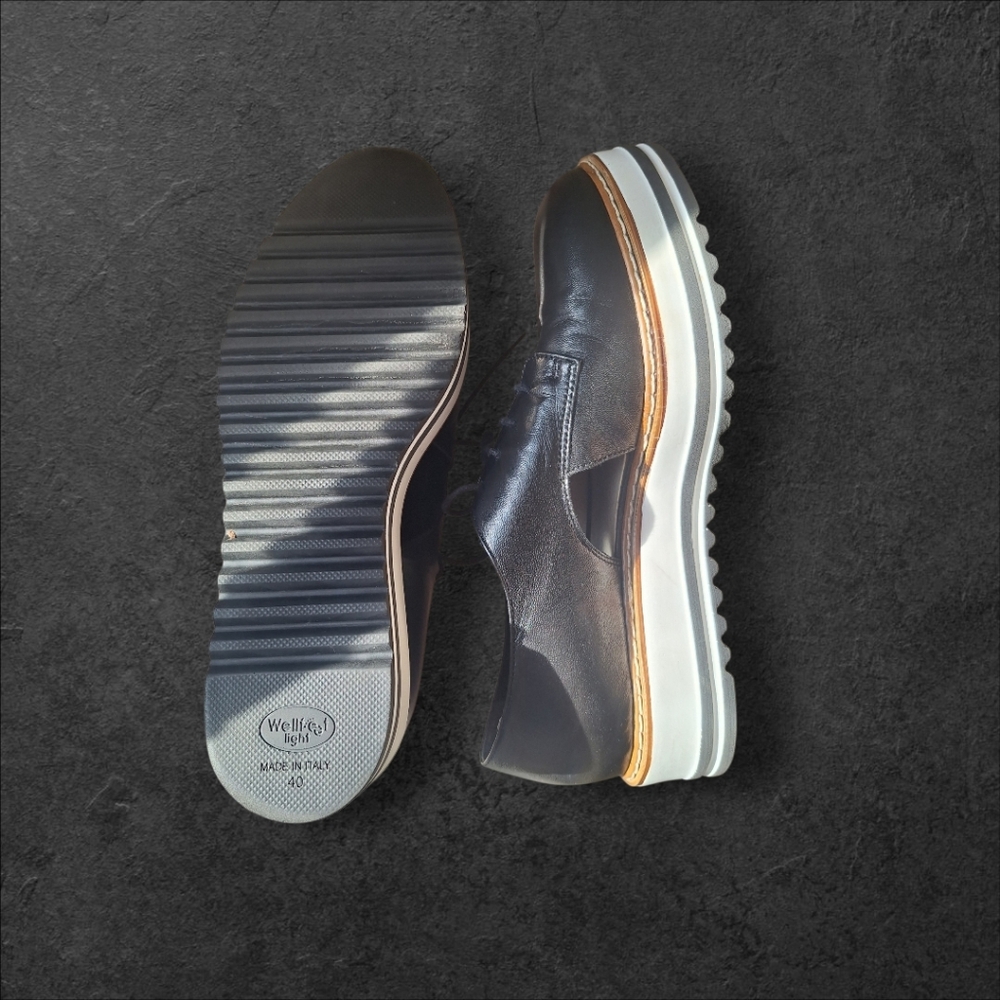 Women Black Leather Shoes- Cut Out Oxfords - Picture 3 of 5